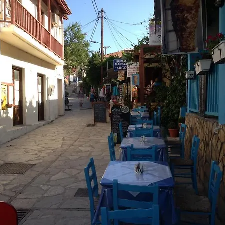 Konstantina Studios Apartment Áyios Nikítas