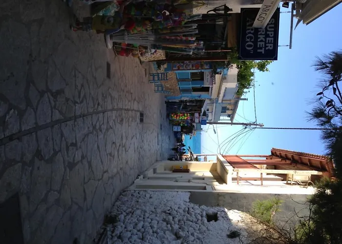 Konstantina Studios Apartment