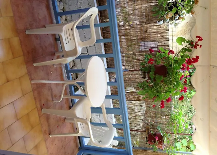 Konstantina Studios Áyios Nikítas