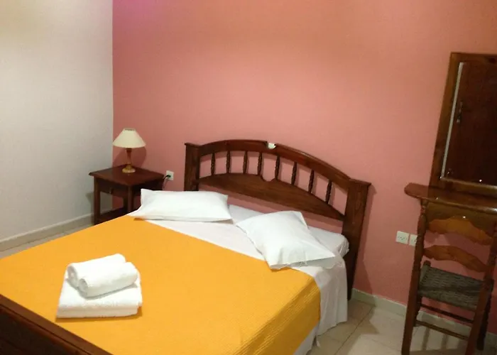 公寓 康斯坦蒂娜旅馆