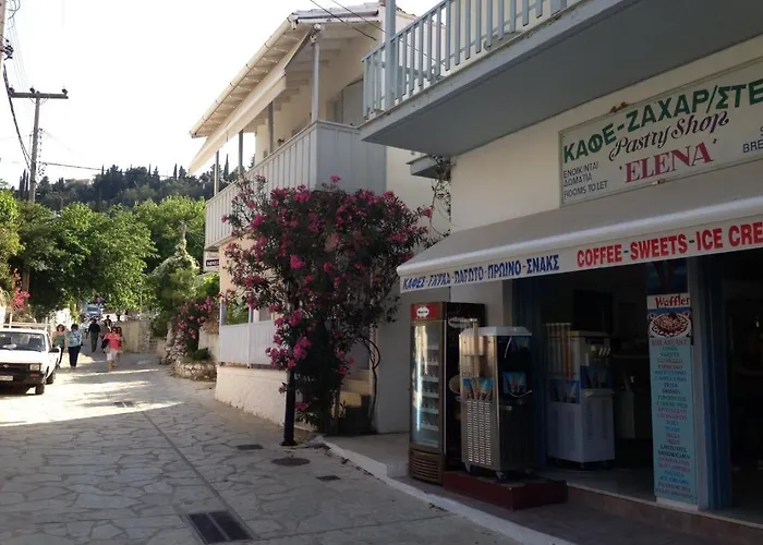 公寓 康斯坦蒂娜旅馆