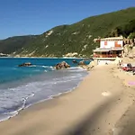Konstantina Apartman Áyios Nikítas